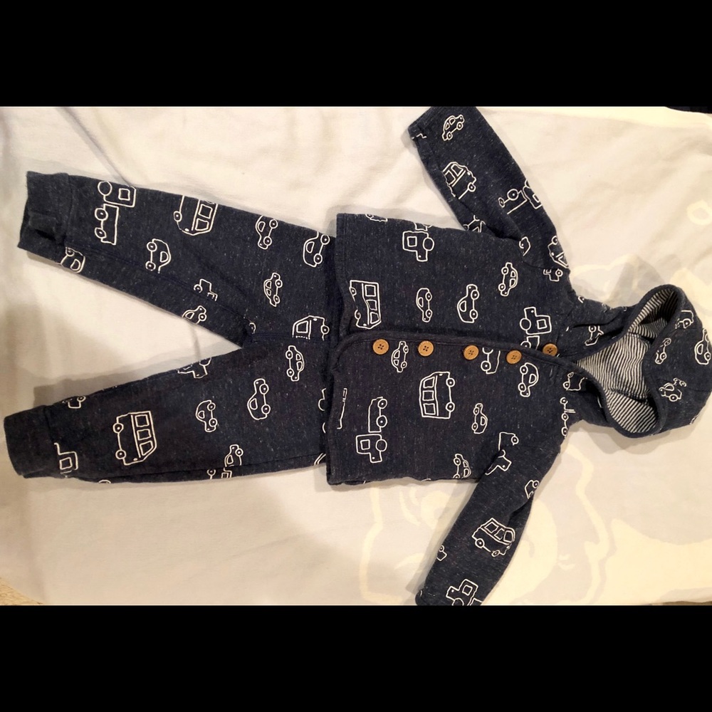 Matching top and bottom 12month baby boy outfit.